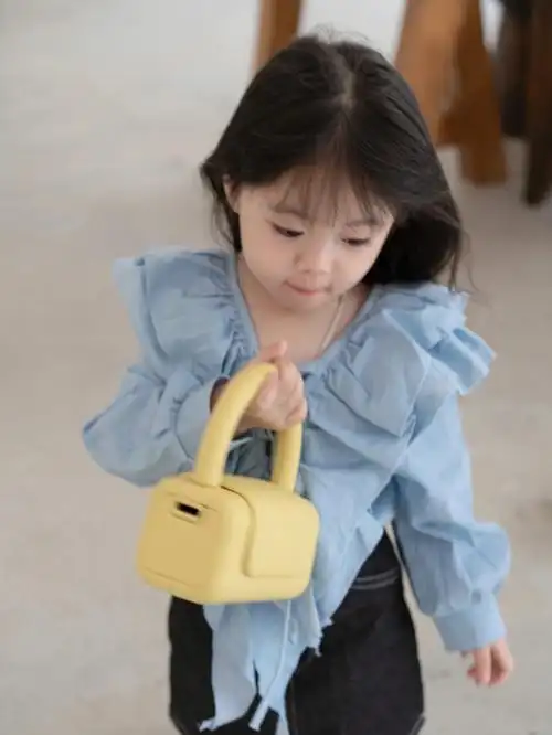 宝宝穿搭不到3岁的女儿走路带风啊