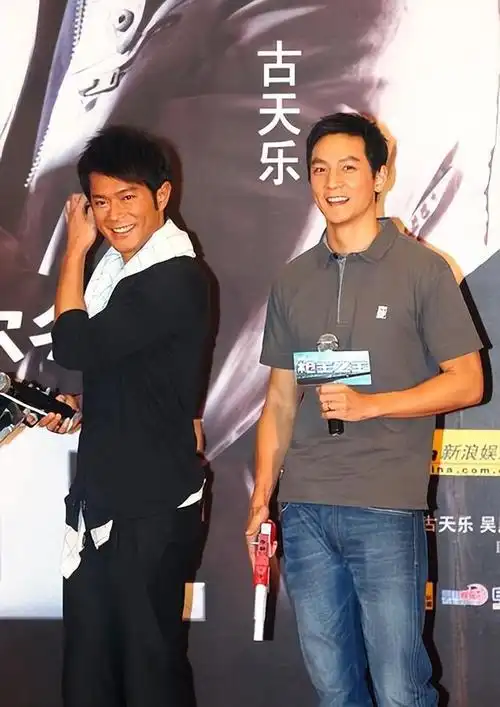 最新一集节目里,余文乐邀请到了圈内好友吴彦祖担任嘉宾