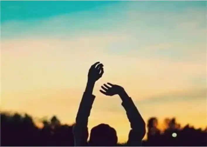 为那颗依然躁动不安的心寻找梦想