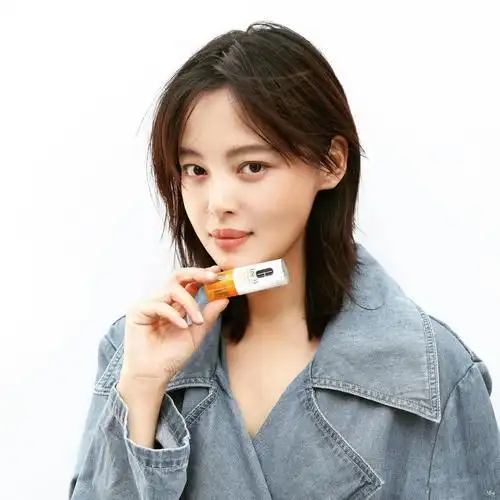 一剪头就辣眼睛赶紧点开这篇辛芷蕾短发独家秘笈吧