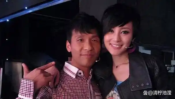 回顾宋小宝与妻子结婚七年走红后低调离婚转头娶美女粉丝