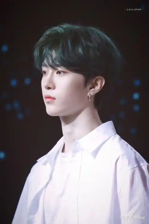 偶练过去两年了,你对范丞丞的印象现在怎么样? - 知乎