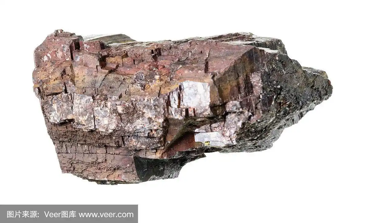 天然菱铁矿岩石上的切割白色