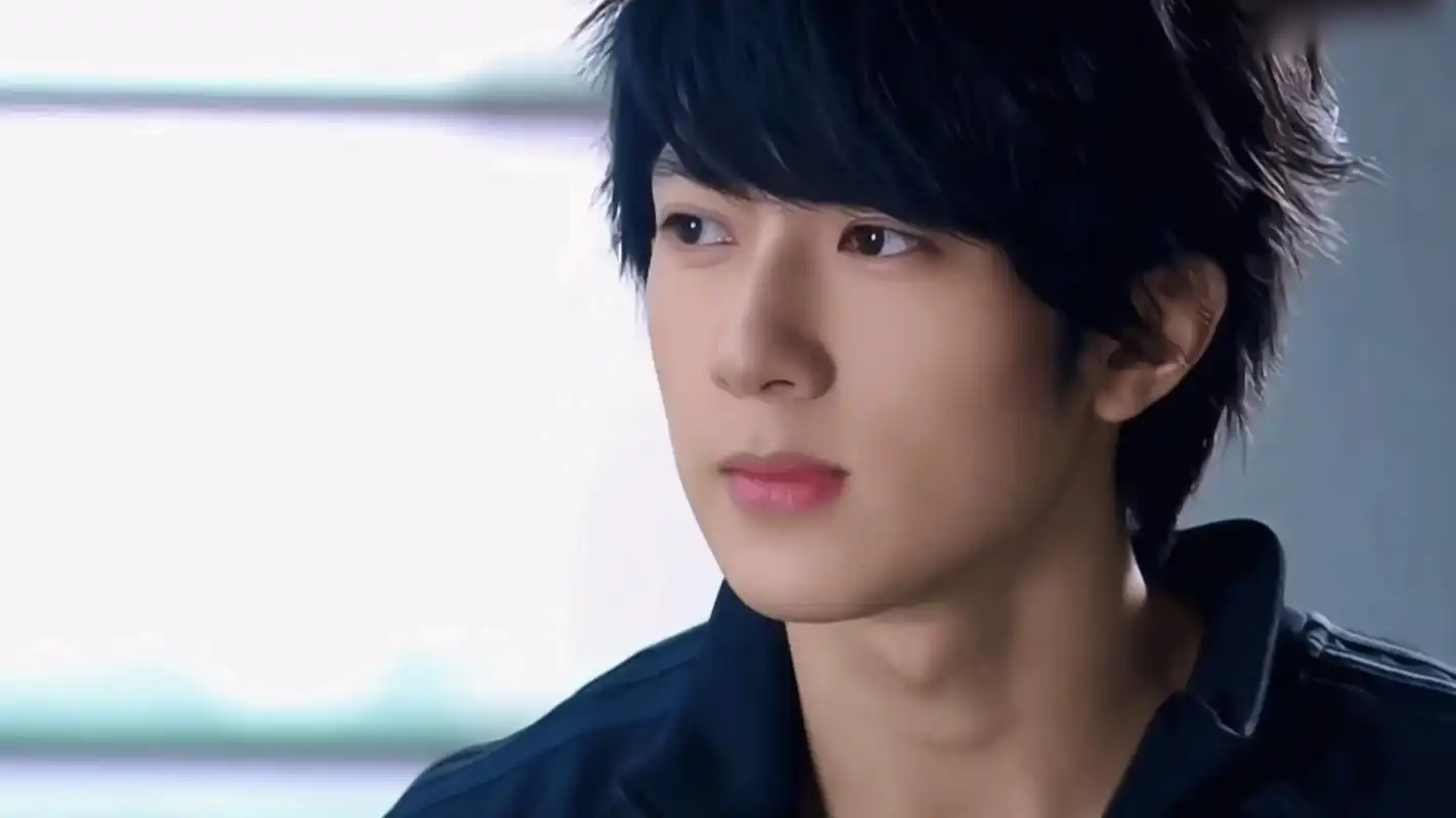 吴尊称呼女儿二老婆! 二老婆不就是小 三的意思吗?