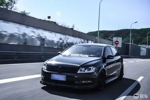 自带商务范的迈腾b7褪去西装成为黑武士