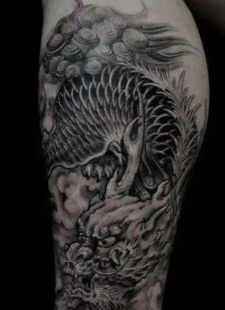胸部超酷的招财神兽貔貅纹身图片