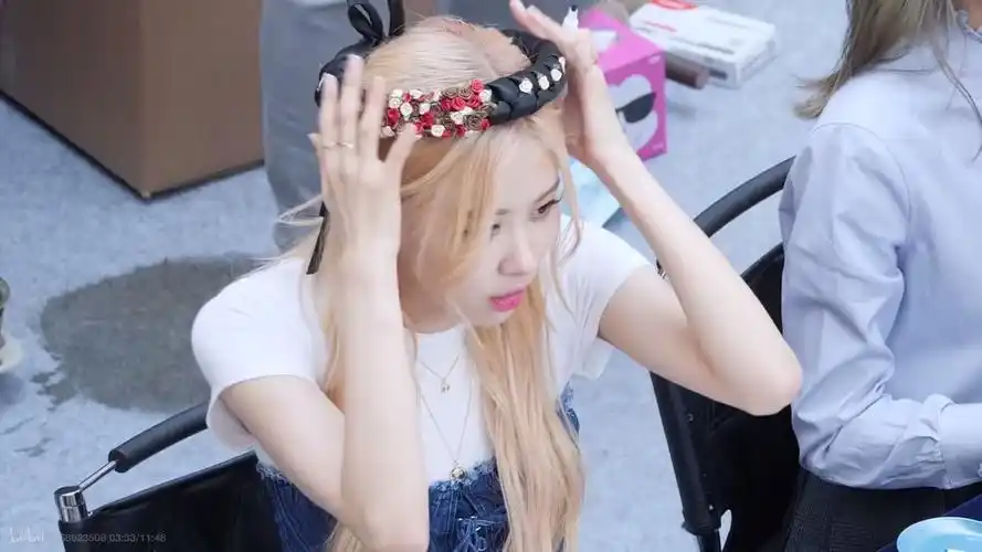 朴彩英rose可二改/许唯 - 堆糖,美图壁纸兴趣社区