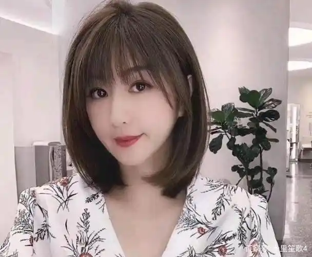 16种时尚风格"锁骨发型"让你非常美丽