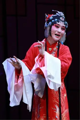 7月23日杭州剧院《碧玉簪》浙江小百花越剧团