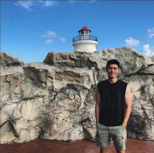 po一些在旅行路上的照片,能体现出你是一个对生活有追求的人.