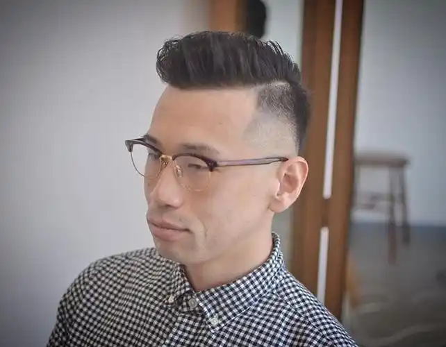 中年大叔剪这样的发型很帅