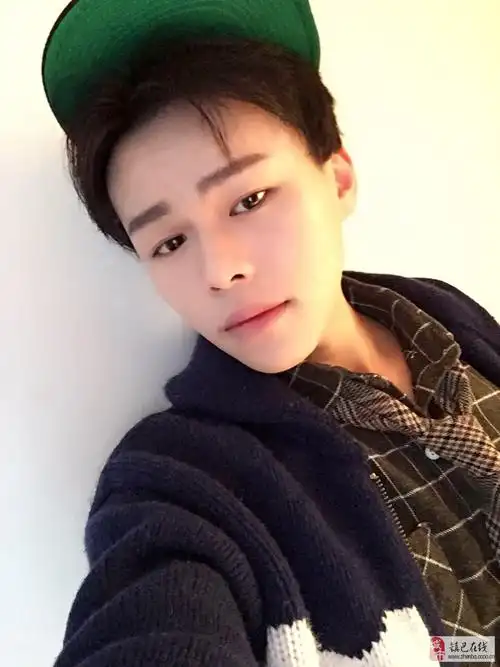 【帅男秀场】刘恩熙 23岁 天蝎座 广告设计