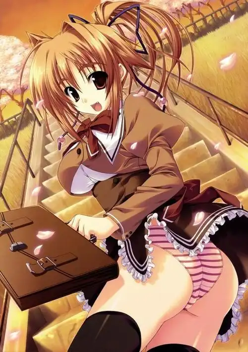 春光乍泄,那些被风吹起的短裙