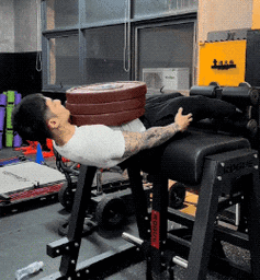 蒋劲夫晒健身日常完美肌肉线条引热议网友直呼太惊艳