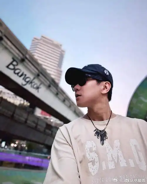 林俊杰9宫格##林俊杰街头随拍