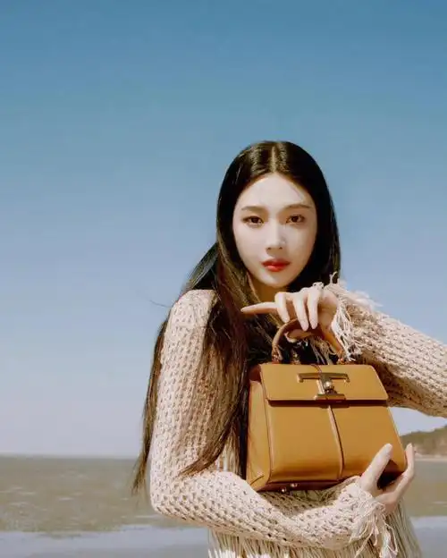 朴秀荣joy20220407ins