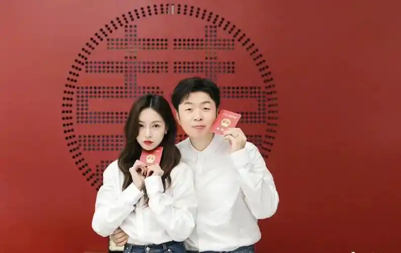 杜海涛沈梦辰结婚啦!晒结婚照颜值高太甜蜜,官宣时间暗藏玄机