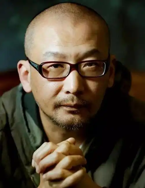 八佰导演管虎一个被电视剧耽误10年的鬼才