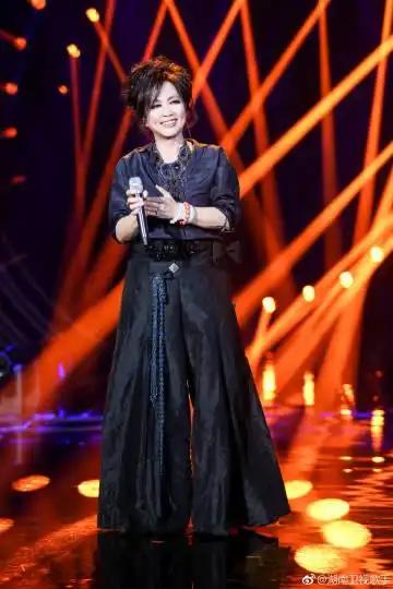 歌手#超清剧照仙女姐姐#齐豫#摇身一变. 来自湖南卫视歌手 - 微博