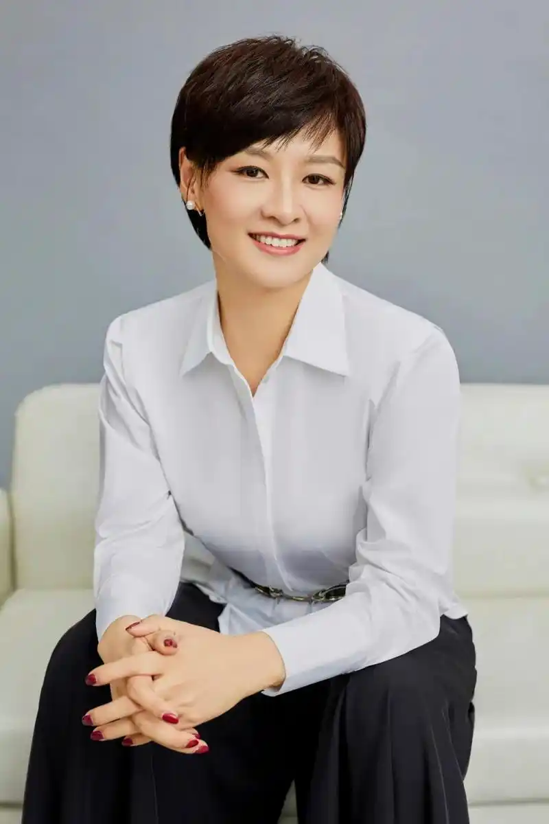 今晚直播 | "诗词才子"康震×"金话筒"李小萌聊古诗