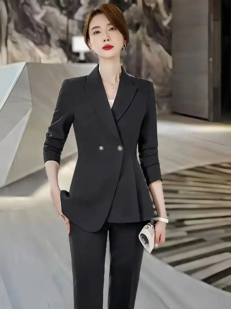 气质女神范.#职场女性西装套装推荐 职业女神范的高端西装套装 - 抖音