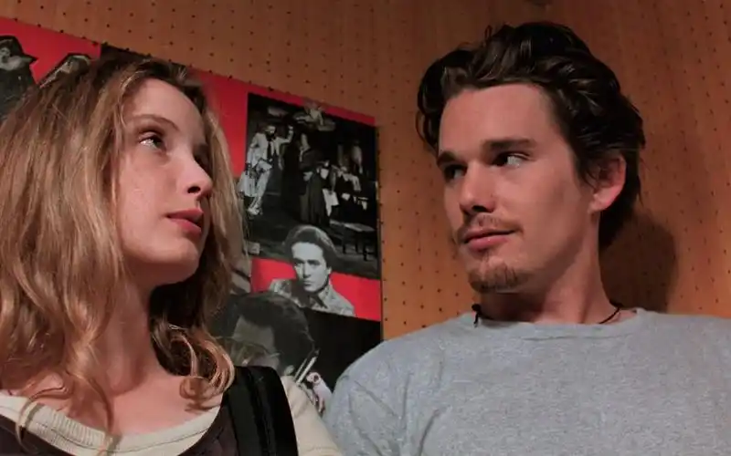 away" |《爱在黎明破晓前》-月半夜好眠-默认收藏夹-哔哩哔哩视频