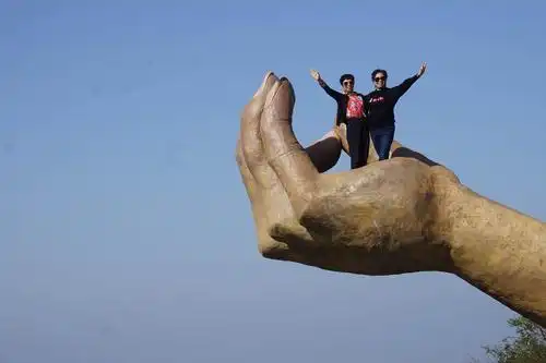 站在如来佛的手掌心