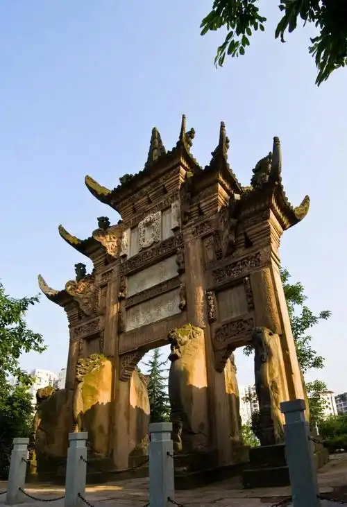 重庆掌故丨新牌坊的由来,真的和皇帝有关!