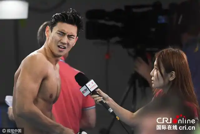 奥运会男子100米自由泳展开预赛争夺,这个项目的世锦赛冠军宁泽涛在第