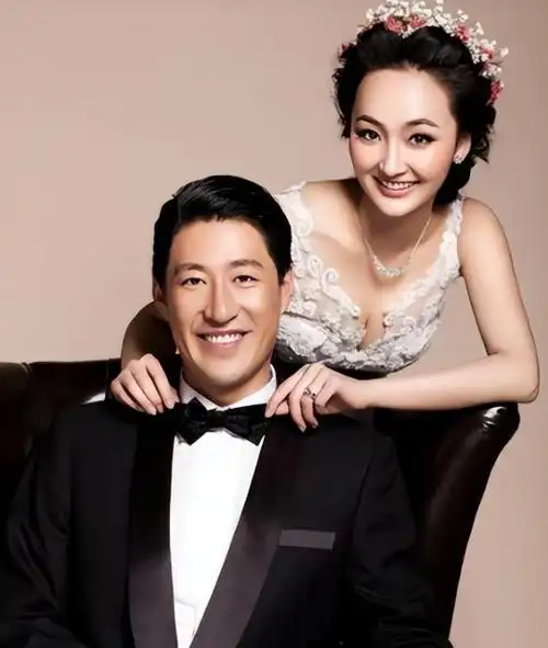 实则私生活混乱,家暴狂魔,这4位男星该醒醒了_李易峰_张铁林_訾晓敏