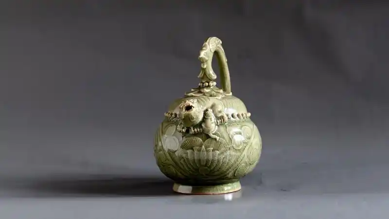 耀州窑仿宋青釉倒流壶