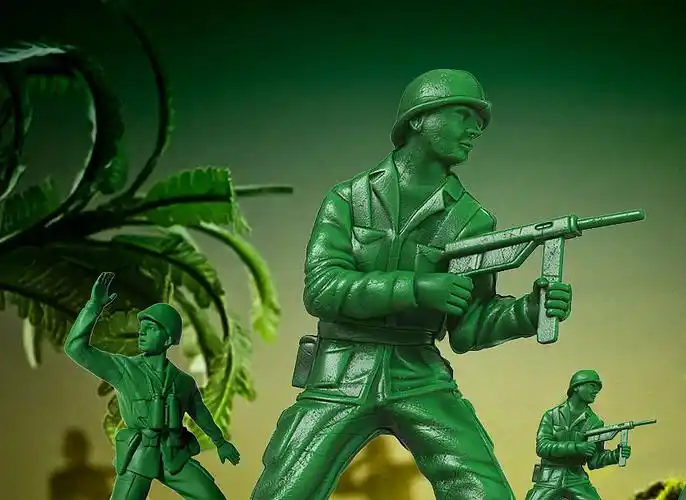 一种一般高约3—5cm的,作为玩具出售的软塑料小人,又名塑料兵人,玩具