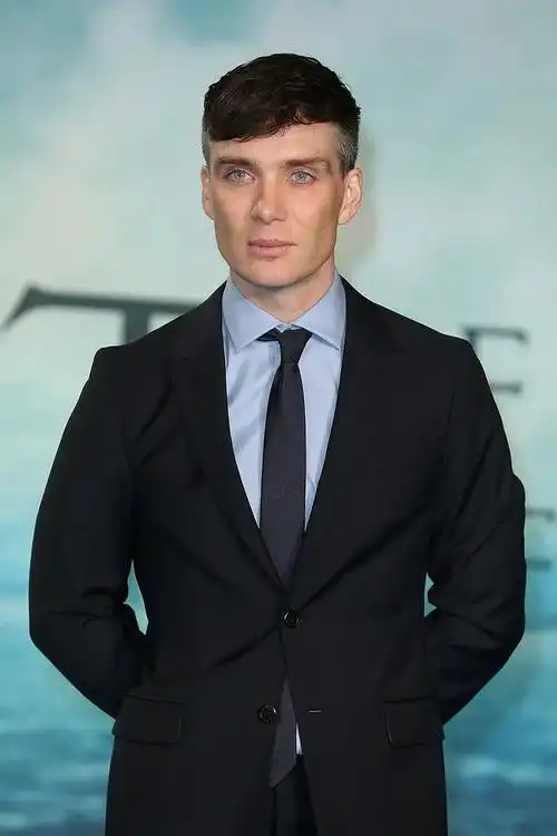 2024年英国最受欢迎电影男明星榜单揭晓,亨利·卡维尔夺冠!