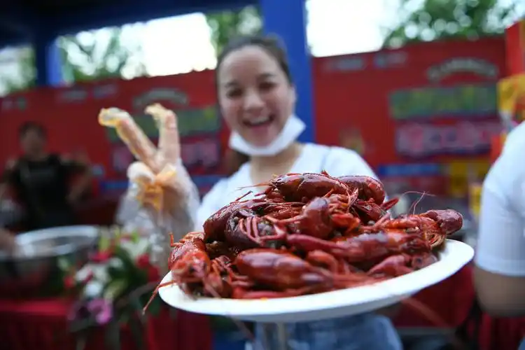 百联潜江夏日龙虾盛宴你怎么能错过