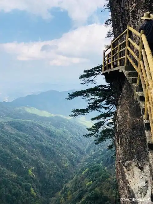 游览 江西省 宜春市 明月山