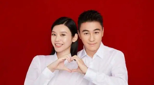 原创奚梦瑶赵丽颖孙俪和其他明星佩戴白衬衫的结婚证书照片