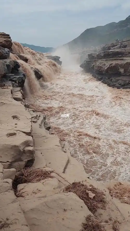 黄河壶口瀑布延安亲子老人两日游