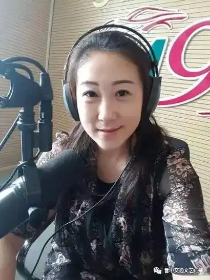 李晶佩瑶张炀小毓张寰李静英姿高强康凯921主持人19:00--21:00 《开心