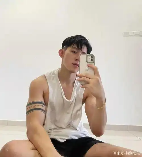 这个肌肉男好帅好壮镜头前不遗余力秀身材真圈粉