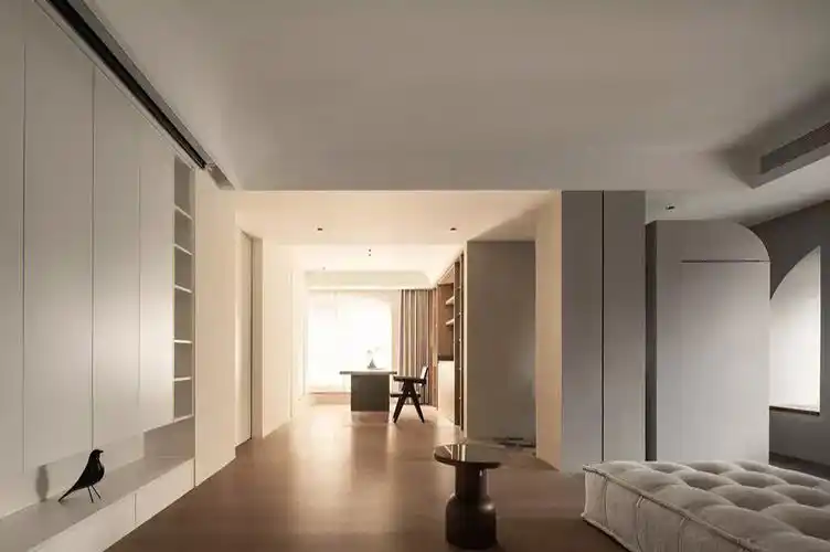 原木设计极简轻奢