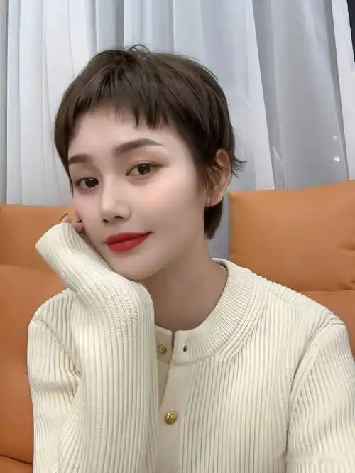 "超短发女孩"_网络_内容_侵权