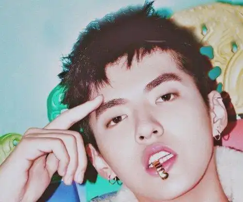 长了秀气脸型可以尝试吴亦凡同款寸头