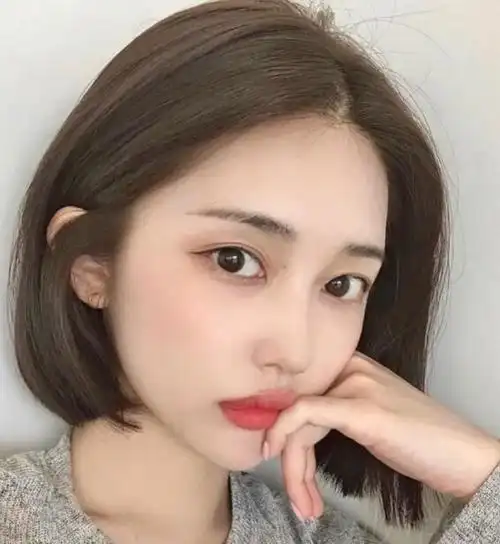 2023短发最新发型女,女生最流行的发型之一_短发_女生发型大全