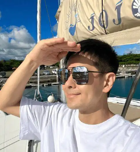 曝林志颖颜面手术后恶化靠鼻胃管进食工作室回应