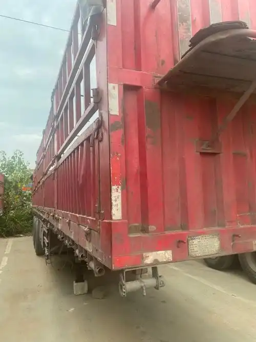 出售:中集13米x2米5x1米6直板高栏,13年挂,公司户不 - 抖音