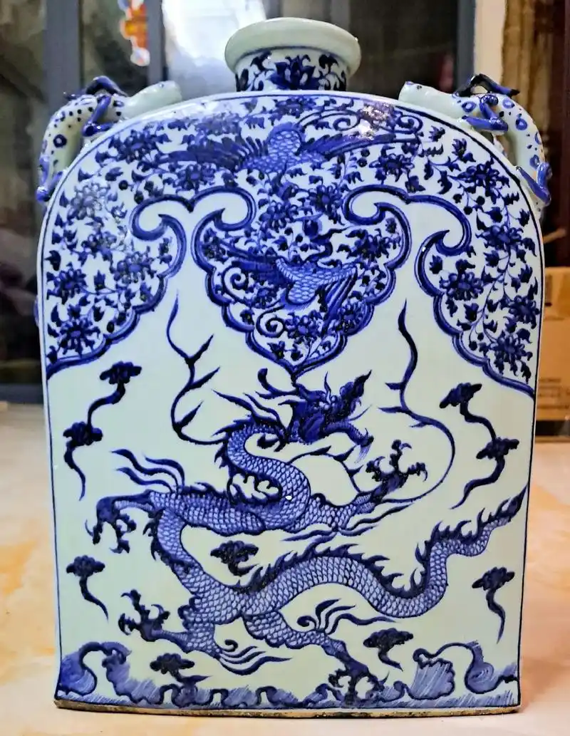 曼君堂收藏.元青花神器: 四螭龙耳龙凤纹特大四方扁瓶,高40 - 抖音