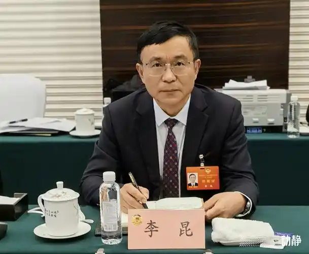 两会好言值丨省政协委员李昆人才是推动医院提质扩能的关键和基础