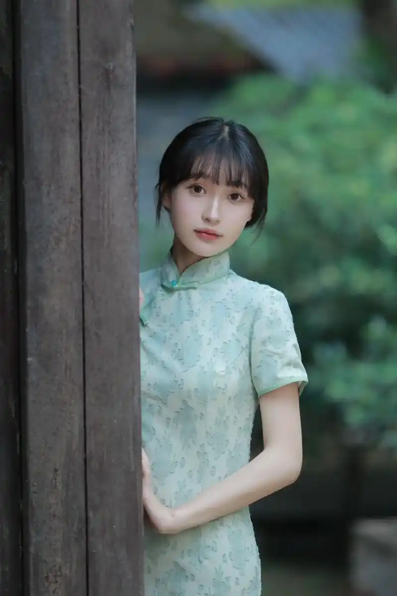 古风 #旗袍 #江南 - 抖音