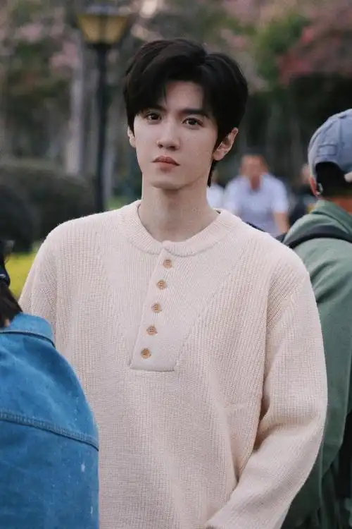 1/ 6676767陈哲远演的段嘉许很人间理想型啊,清爽帅气的帅哥