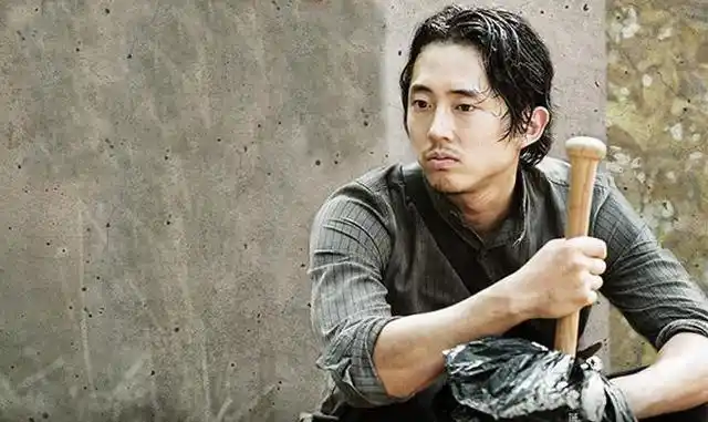 行尸走肉格伦第几季第几集死的?